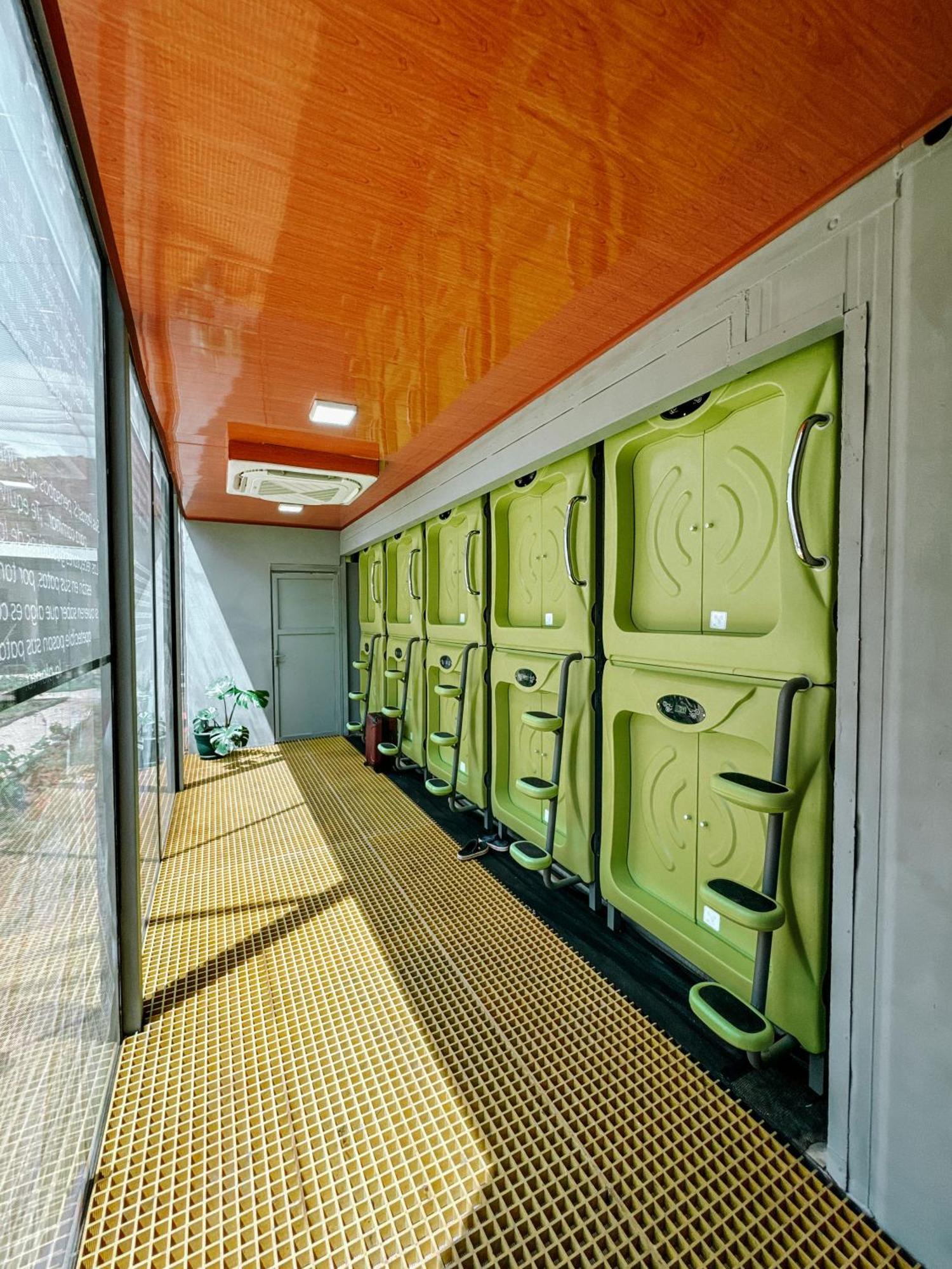 Pupa House - Capsule Hotel - Adults Only Tamarindo Exterior photo